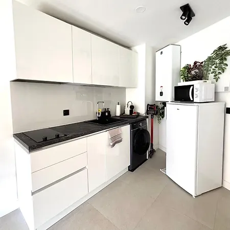 Apartment Cosy Studio Sunny Terrace And Pool Next To The Beach And Monaco